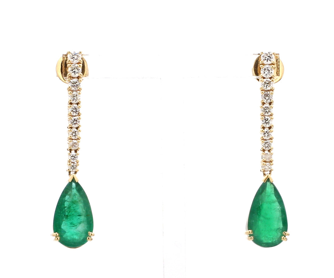 Pear Emerald and Natural Diamonds earrings in 18K yellow gold